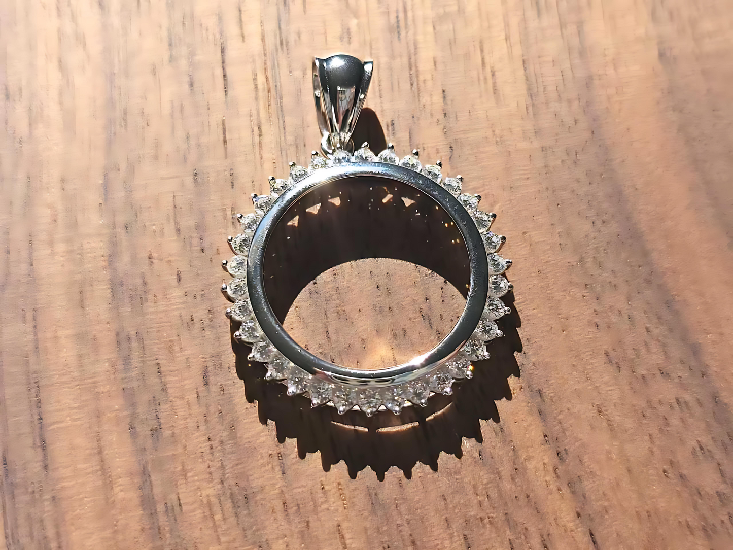 925 Sterling Silver Prong Back Cubic Zirconia CZ Halo Bezel for 21mm Nickel 5 Cent Coins