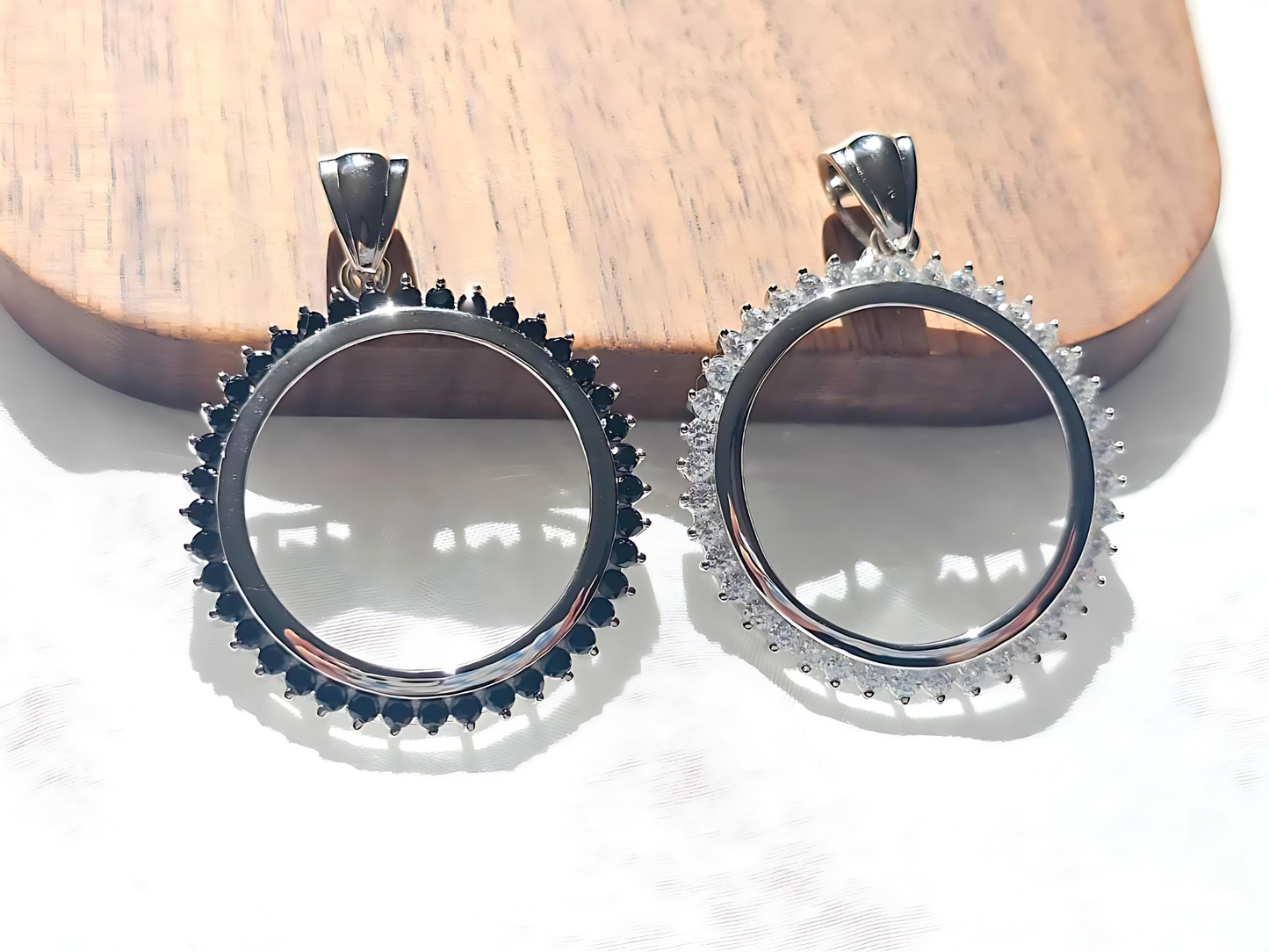 925 Sterling Silver Prong Back Cubic Zirconia CZ Halo Bezel for 24mm Quarter 25Cent Coins