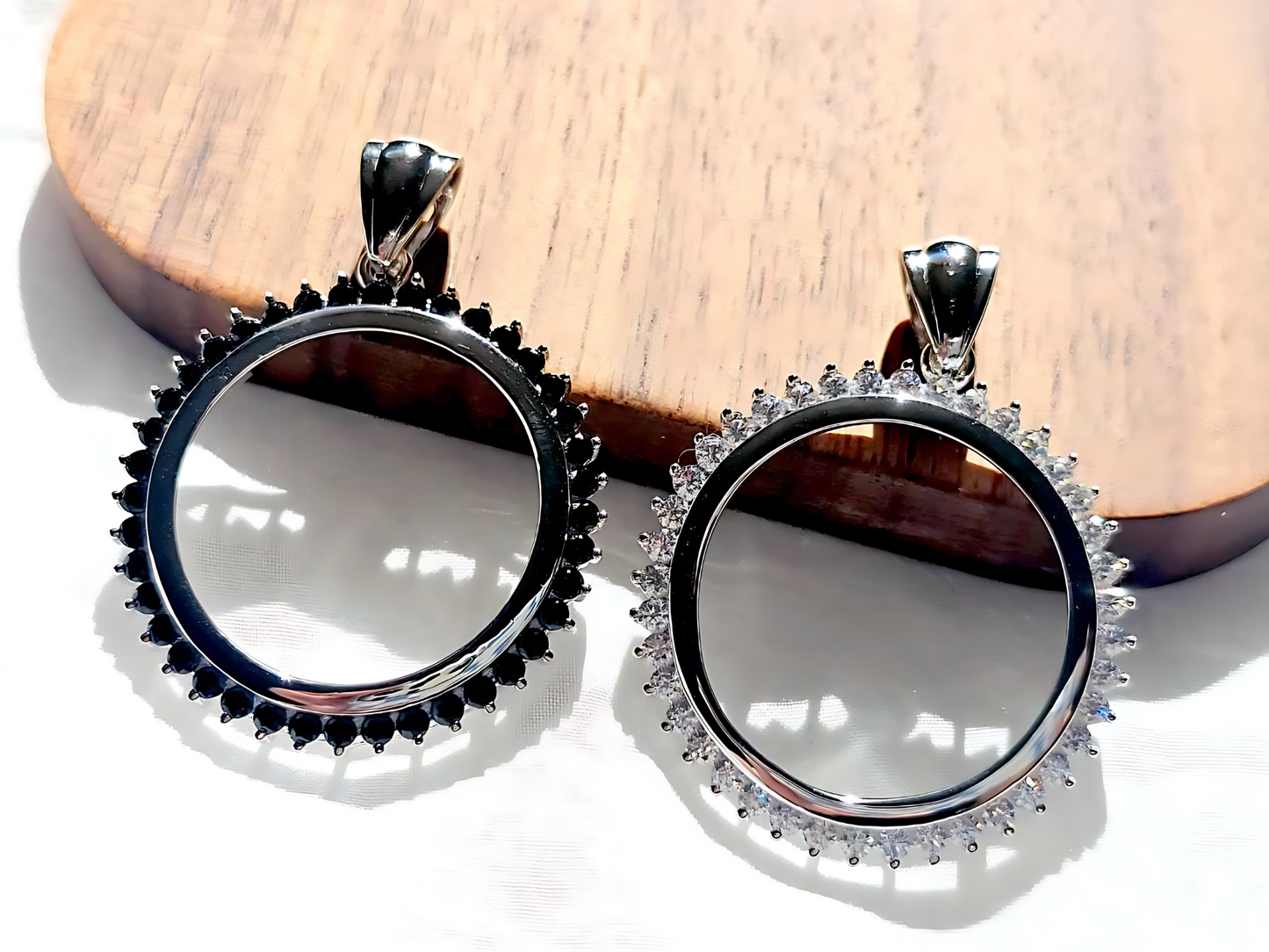 925 Sterling Silver Prong Back Cubic Zirconia CZ Halo Bezel for 24mm Quarter 25Cent Coins