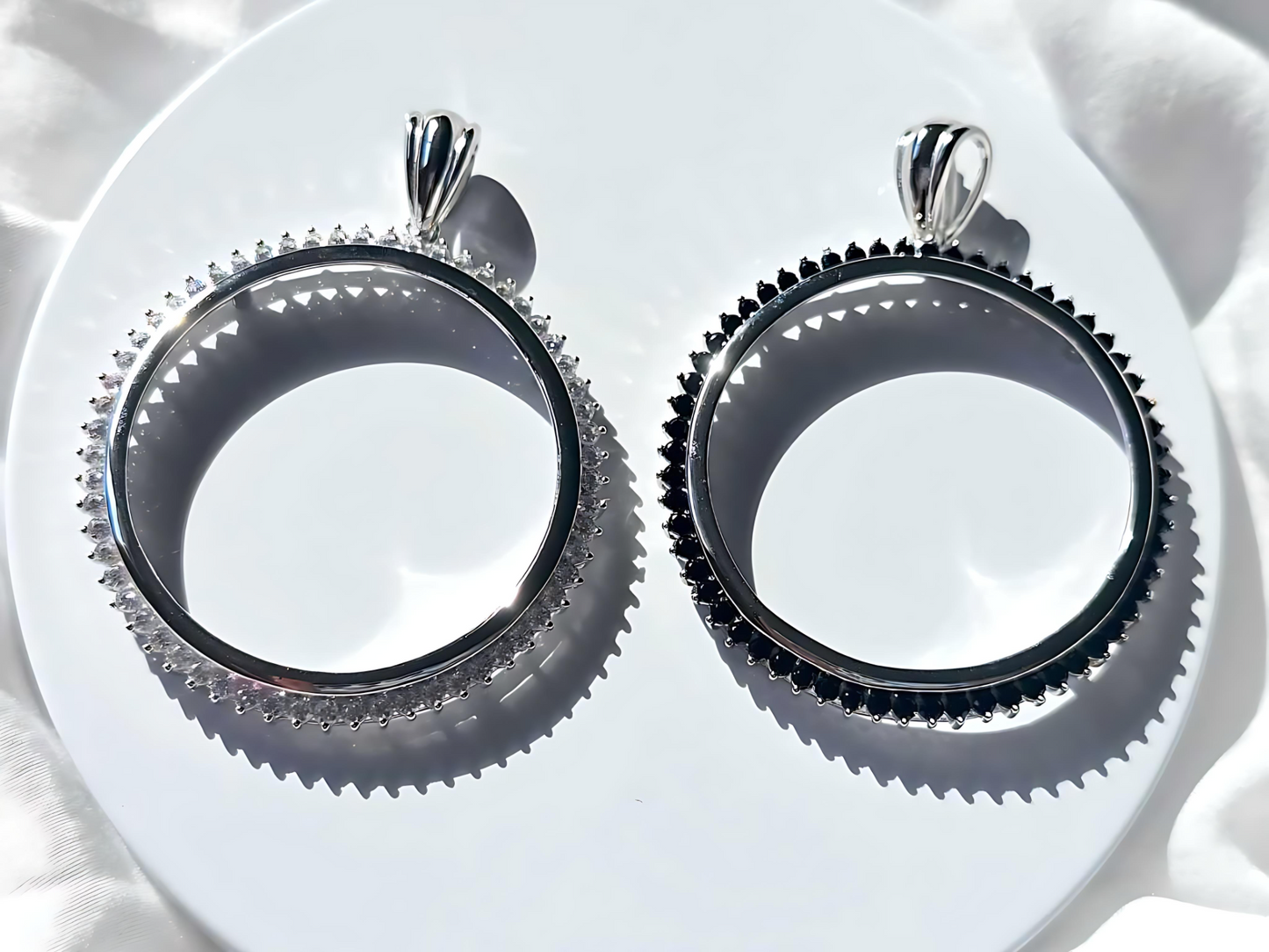 925 Sterling Silver Prong Back Cubic Zirconia CZ Halo Bezel for 38mm 1 Dollar Coins