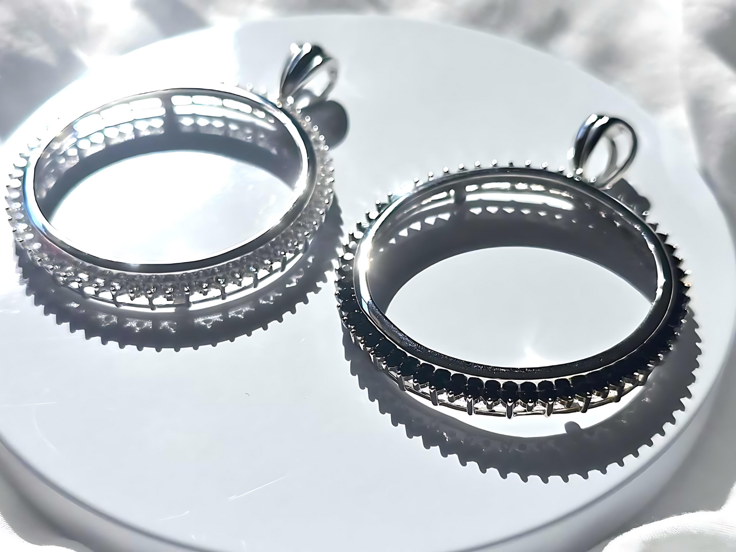 925 Sterling Silver Prong Back Cubic Zirconia CZ Halo Bezel for 38mm 1 Dollar Coins