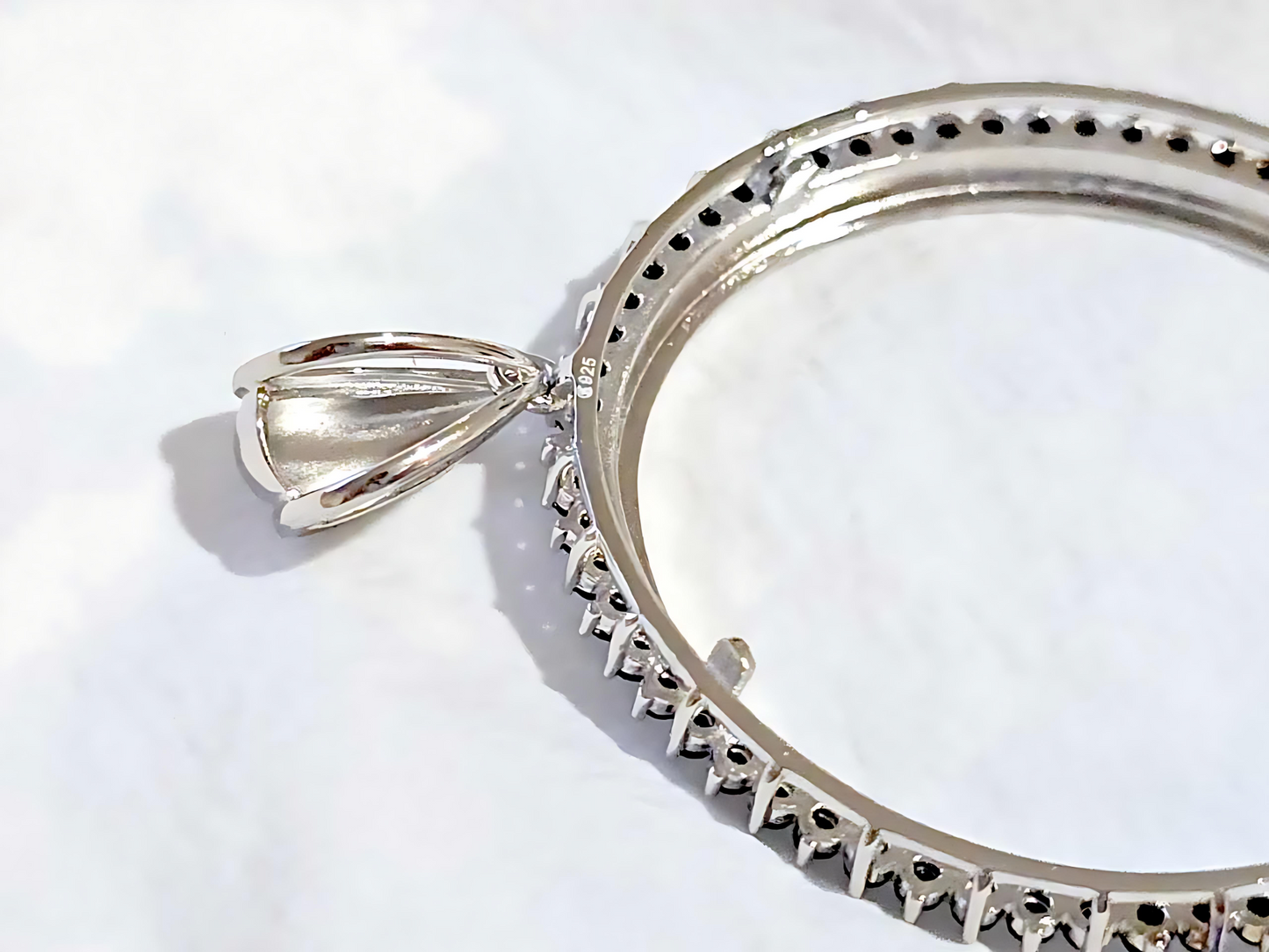 925 Sterling Silver Prong Back Cubic Zirconia CZ Halo Bezel for 41mm 1 oz Coins