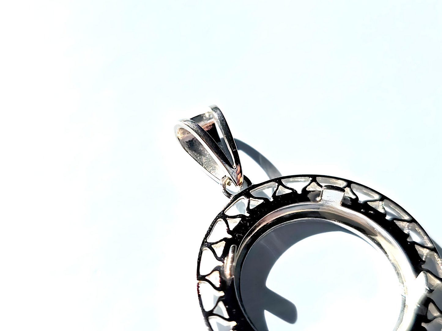 925 Sterling Silver Prong Back Filigree Edge Bezel for 18mm Dime 10 Cent Coins