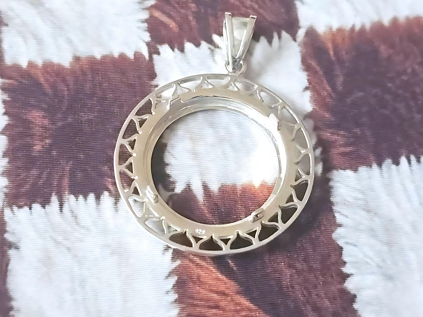 925 Sterling Silver Prong Back Filigree Edge Bezel for 22mm Nickel 5 Cent Coins