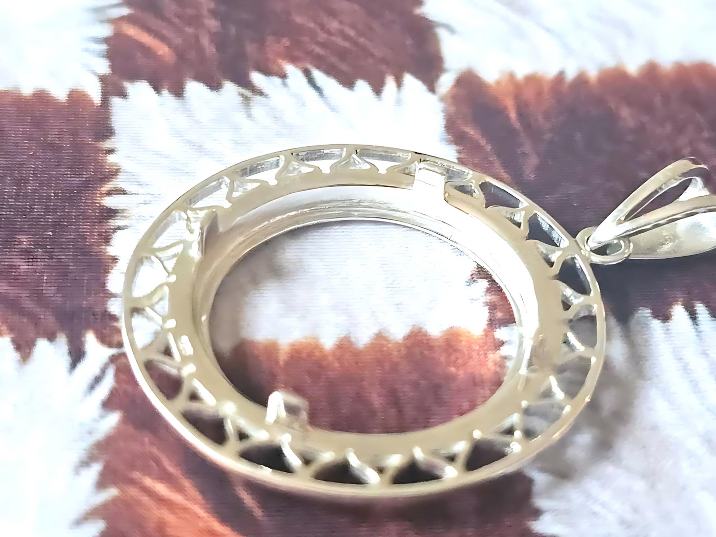 925 Sterling Silver Prong Back Filigree Edge Bezel for 22mm Nickel 5 Cent Coins