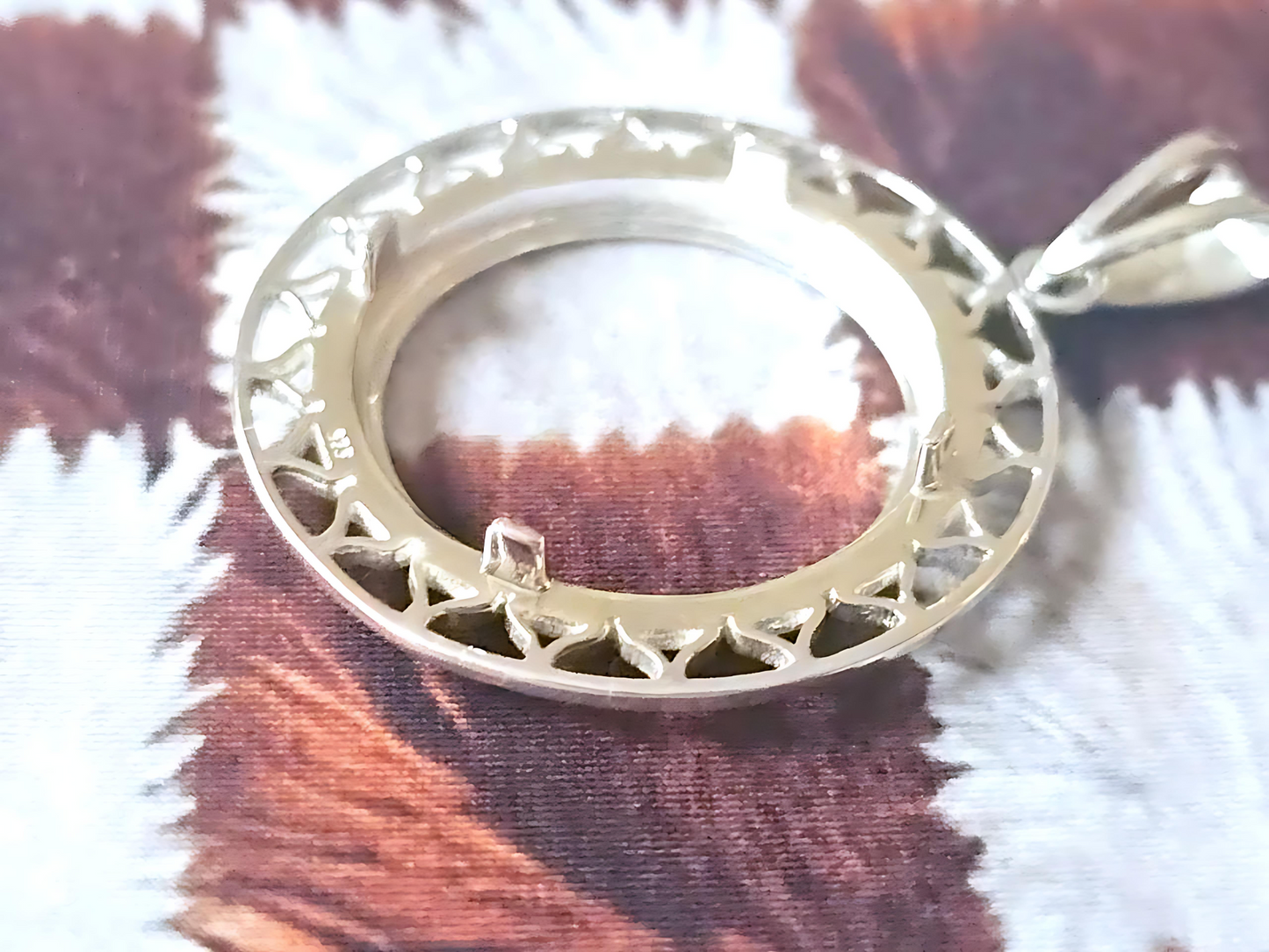 925 Sterling Silver Prong Back Filigree Edge Bezel for 22mm Nickel 5 Cent Coins