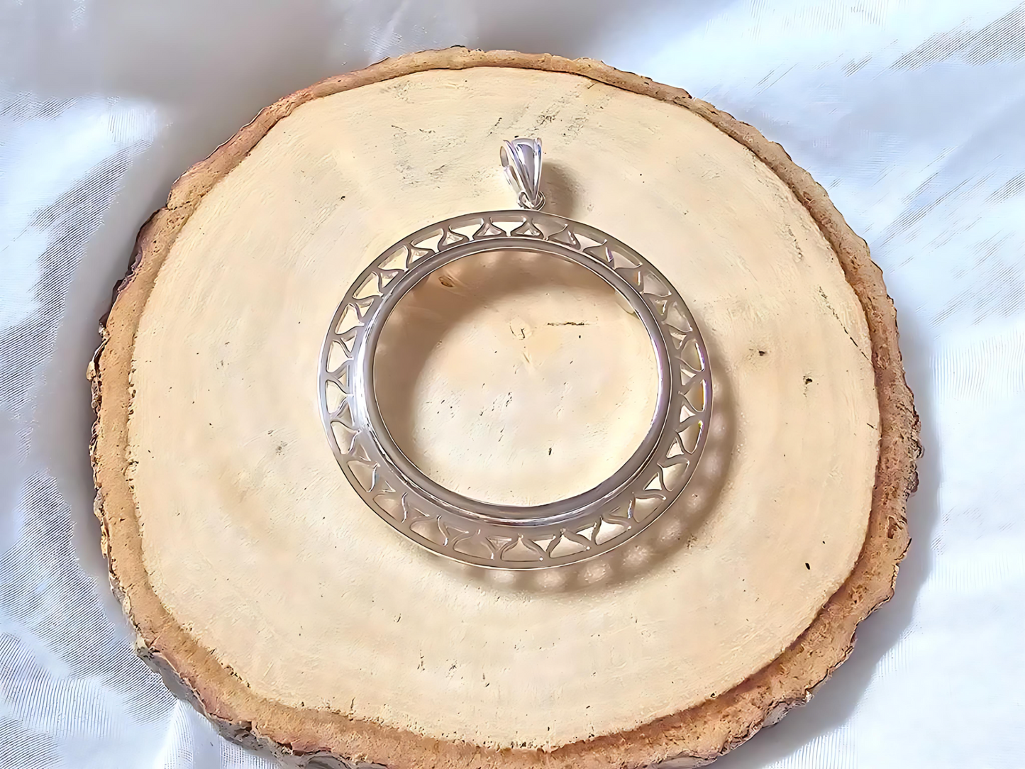 925 Sterling Silver Prong Back Filigree Edge Bezel for 34mm Mexican 1 Peso Coins