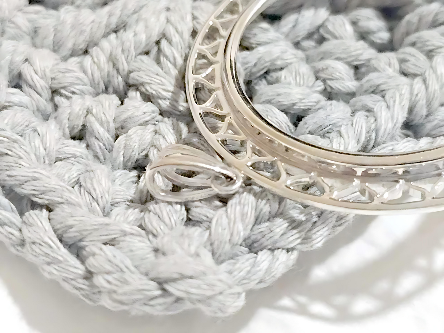 925 Sterling Silver Prong Back Filigree Edge Bezel for 38mm 1 Dollar Coins