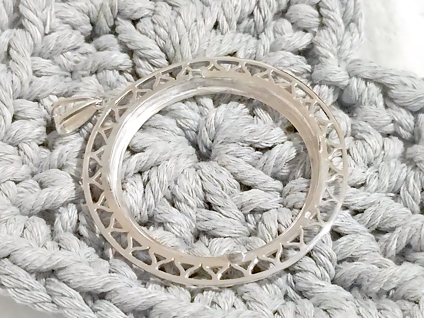 925 Sterling Silver Prong Back Filigree Edge Bezel for 38mm 1 Dollar Coins