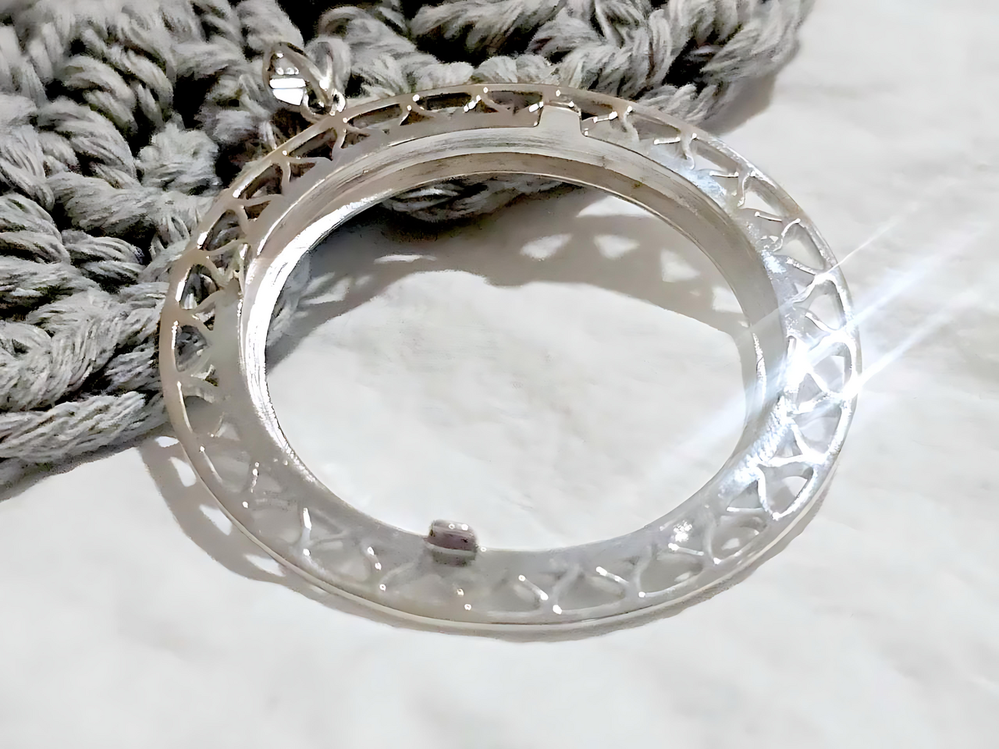 925 Sterling Silver Prong Back Filigree Edge Bezel for 39mm 1oz Coins