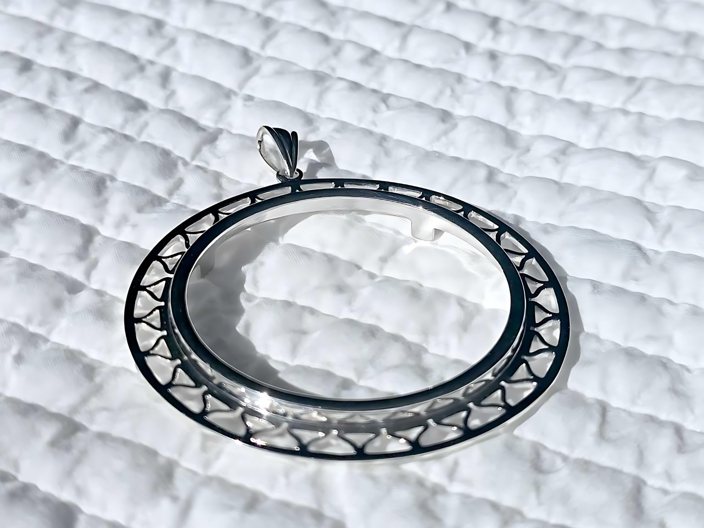 925 Sterling Silver Prong Back Filigree Edge Bezel for 41mm 1 oz Coins