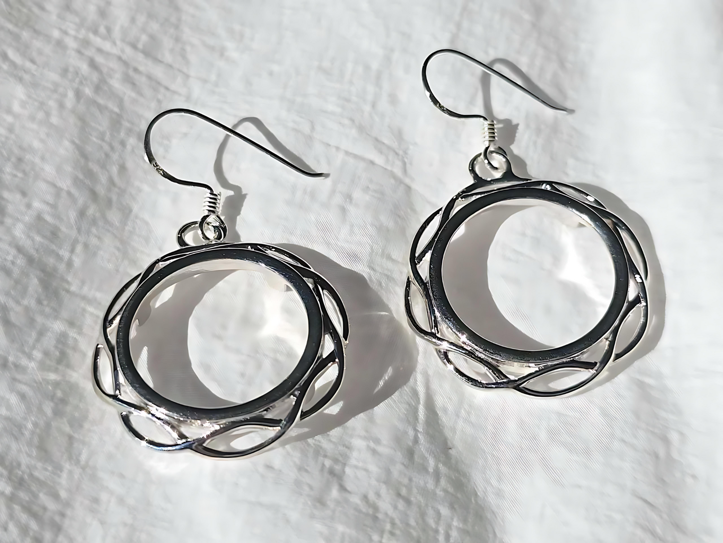 925 Sterling Silver Prong Back Braided Edge Bezel Earring for 18mm 10 Cent Coins