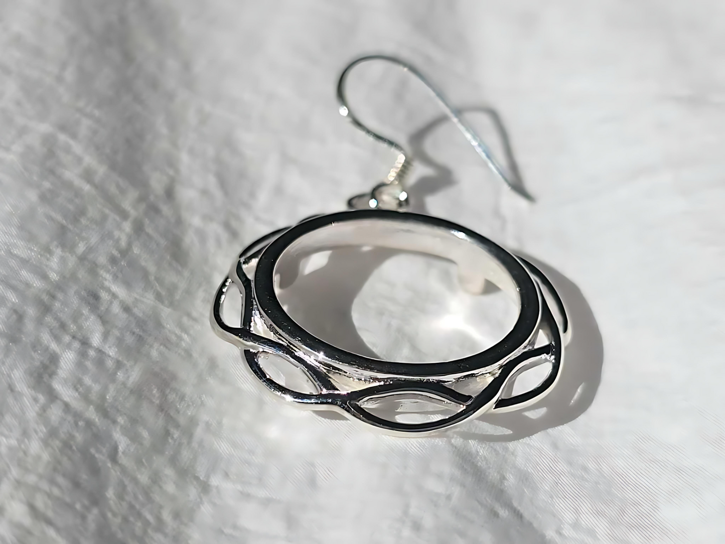 925 Sterling Silver Prong Back Braided Edge Bezel Earring for 18mm 10 Cent Coins