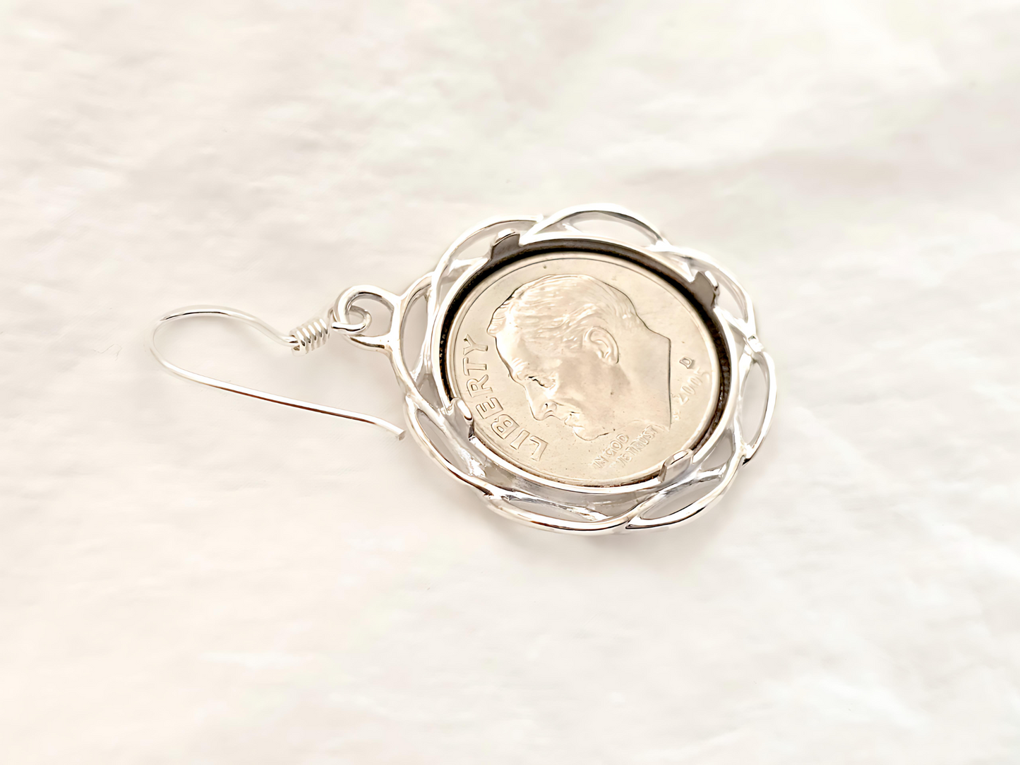 925 Sterling Silver Prong Back Braided Edge Bezel Earring for 18mm 10 Cent Coins