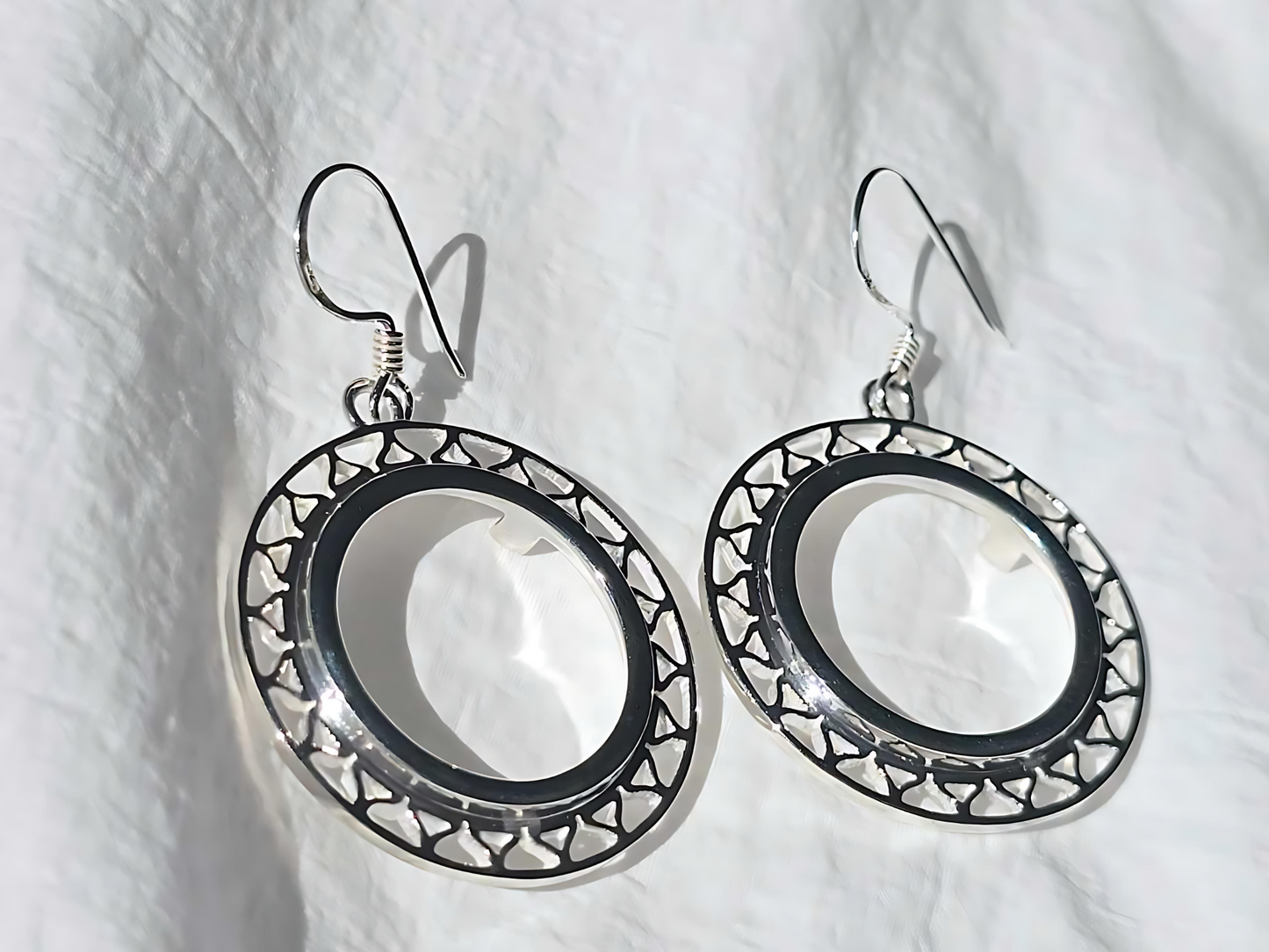 925 Sterling Silver Prong Back Filigree Edge Bezel Earring for 18mm 10 Cent Coins