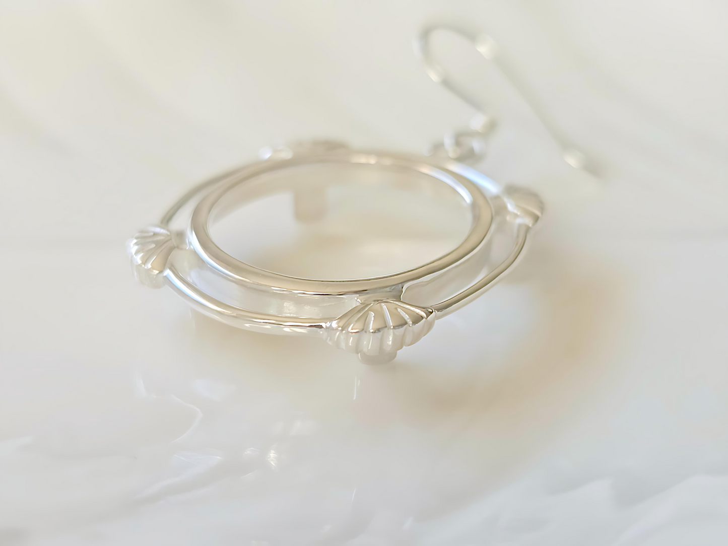 925 Sterling Silver Prong Back Clamshell Edge Bezel Earring for 18mm Dime 10 Cent Coins