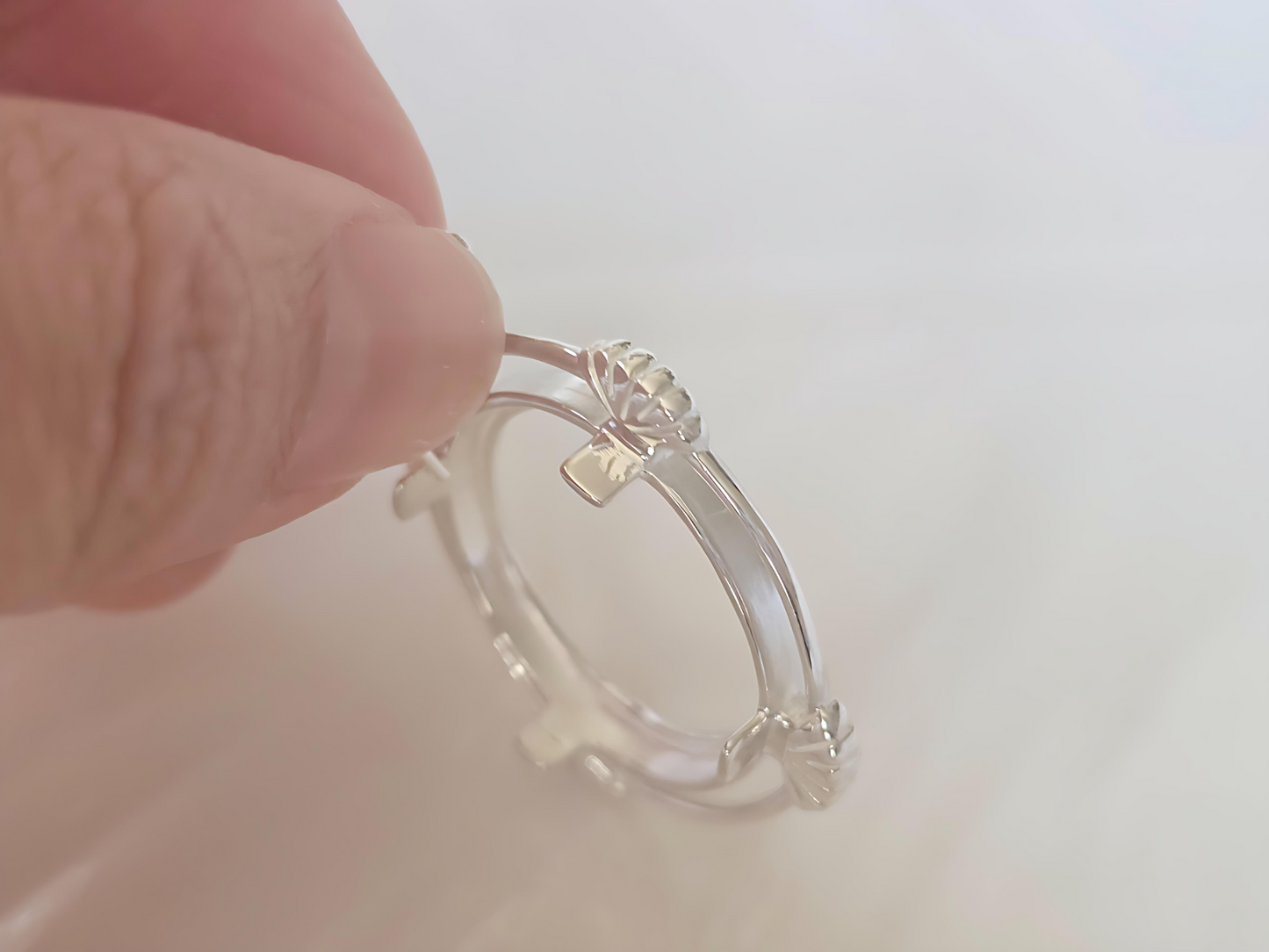 925 Sterling Silver Prong Back Clamshell Edge Bezel Earring for 18mm Dime 10 Cent Coins