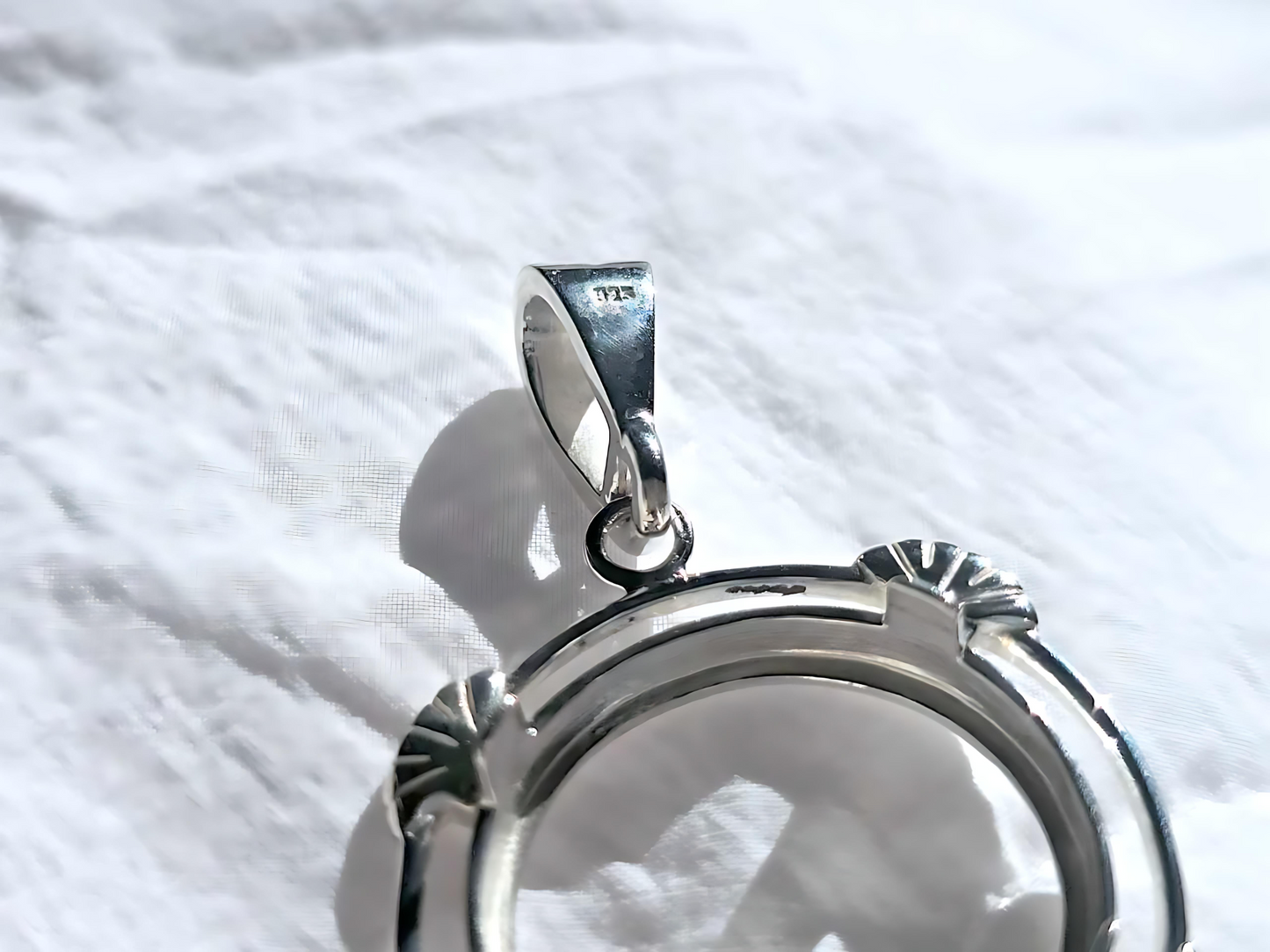 925 Sterling Silver Prong Back Clamshell Edge Bezel for 18mm 10 Cent Coins