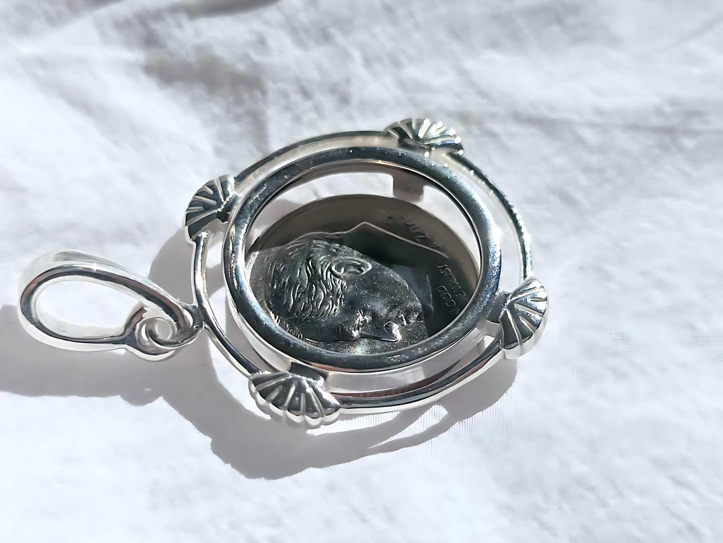 925 Sterling Silver Prong Back Clamshell Edge Bezel for 18mm 10 Cent Coins