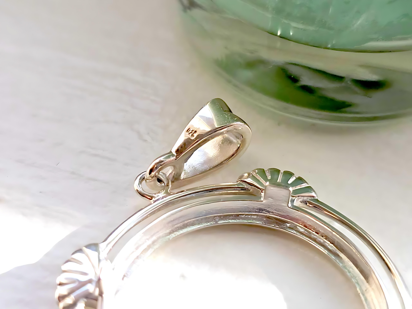 925 Sterling Silver Prong Back Clamshell Edge Bezel for 24mm Quarter 25Cent Coins