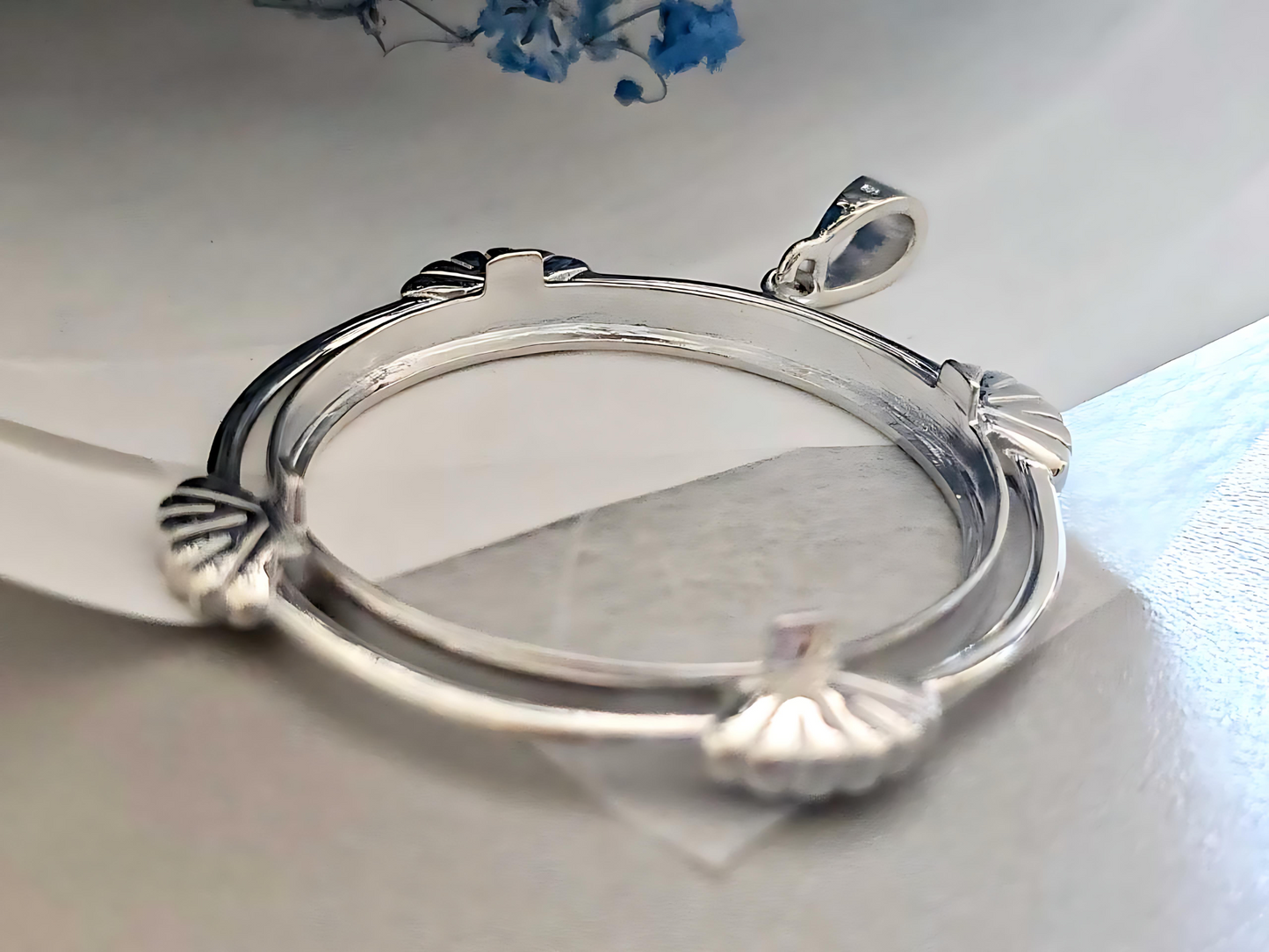 925 Sterling Silver Prong Back Clamshell Edge Bezel for 38mm 1 Dollar Coins