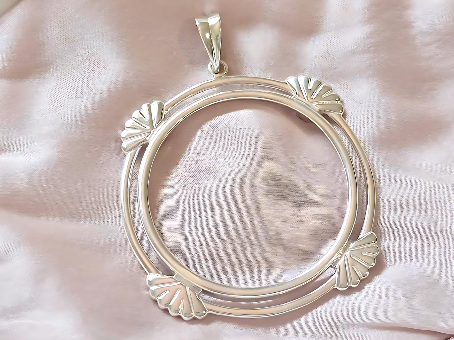 925 Sterling Silver Prong Back Clamshell Edge Bezel for 39mm Coins