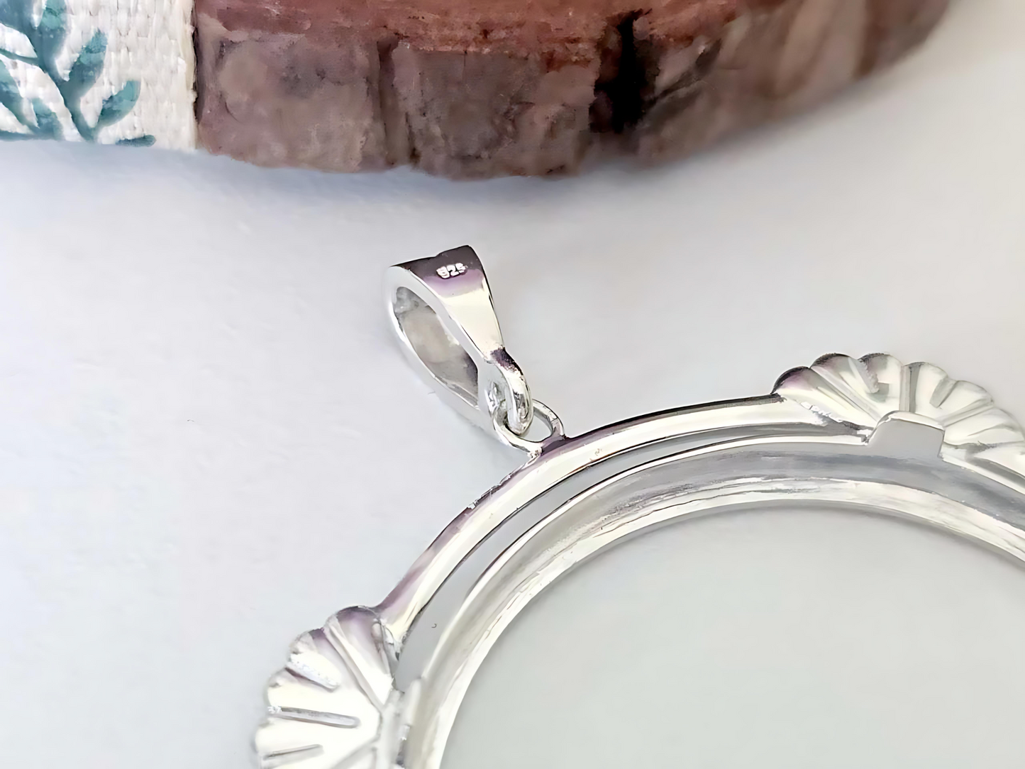 925 Sterling Silver Prong Back Clamshell Edge Bezel for 41mm 1oz Coins