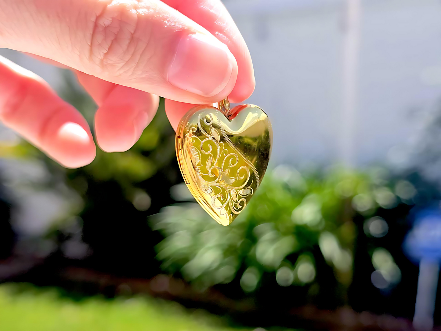 Gold Plated 925 Sterling Silver 4 Pictures Heart Locket Pendant with Scroll Engraving