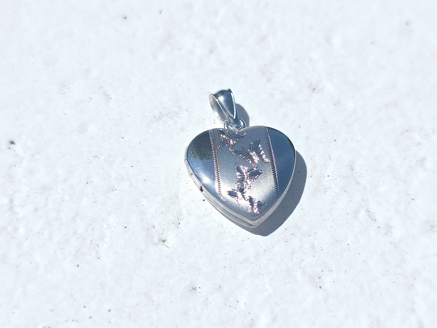 925 Sterling Silver 5/8inches Heart Locket Pendant with Butterfly Patterns