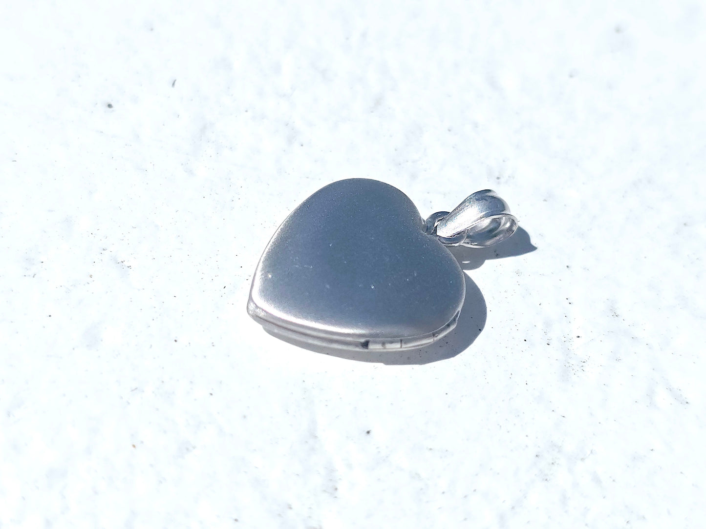 925 Sterling Silver 5/8inches Heart Locket Pendant with Butterfly Patterns