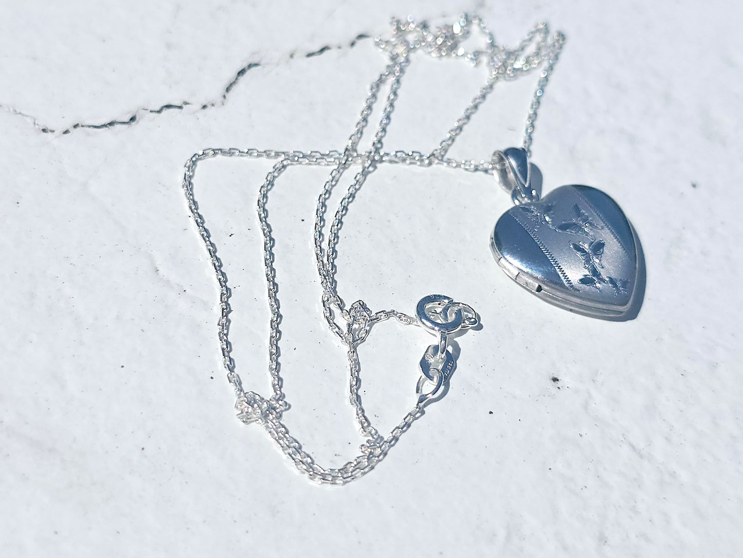 925 Sterling Silver 5/8inches Heart Locket Pendant with Butterfly Patterns
