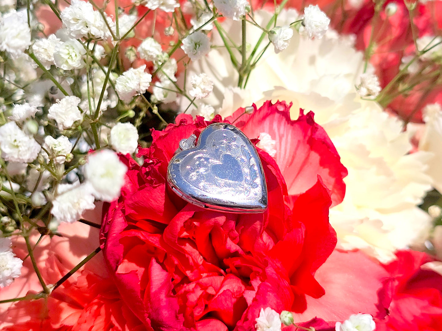 925 Sterling Silver 3/4inches Heart Locket Pendant with Floral Engravings