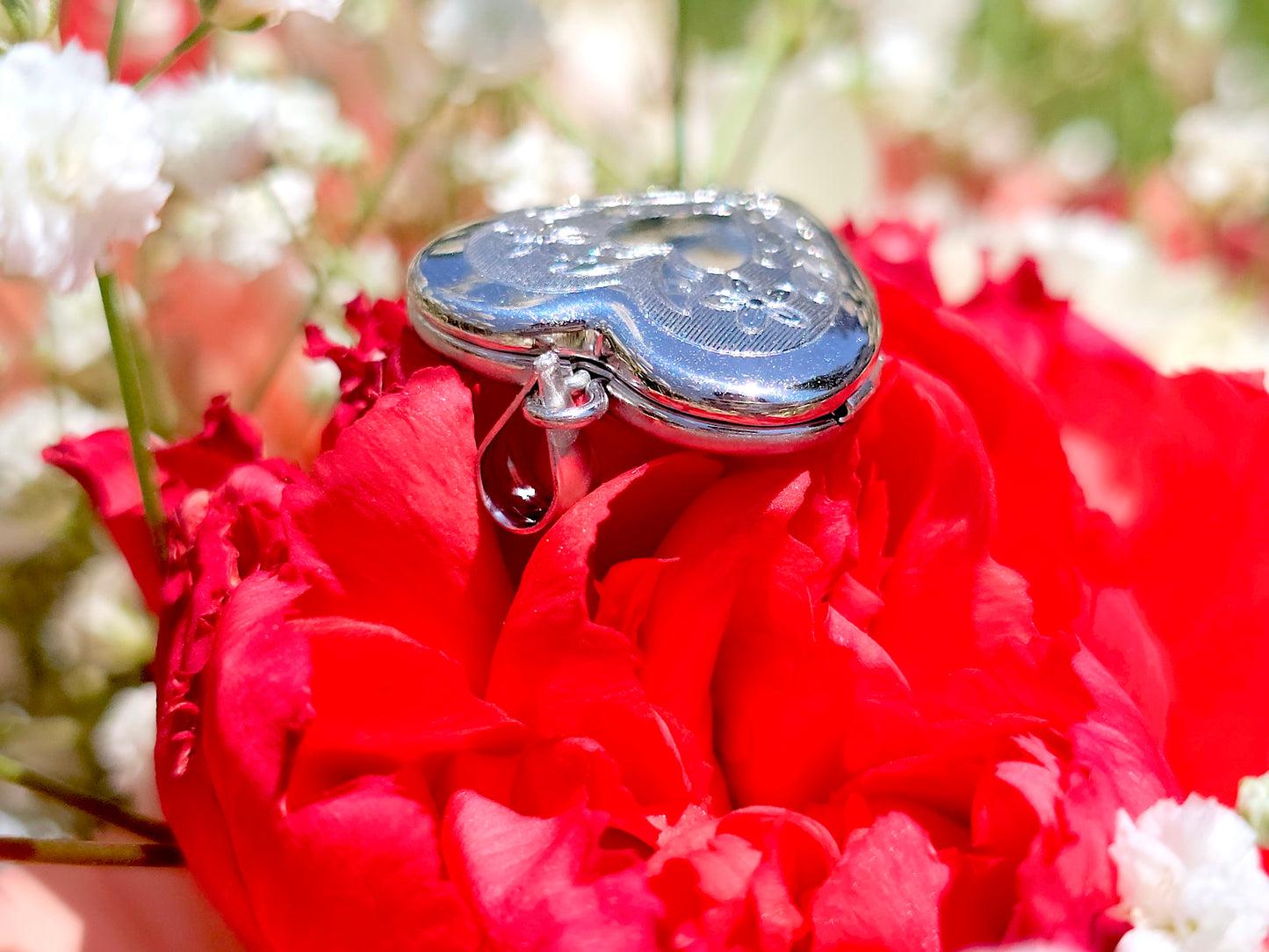 925 Sterling Silver 3/4inches Heart Locket Pendant with Floral Engravings