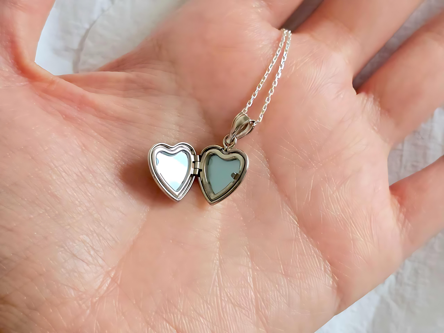 925 Sterling Silver Tiny Dainty 1/2 inch Diamond Heart Locket Pendant Necklace