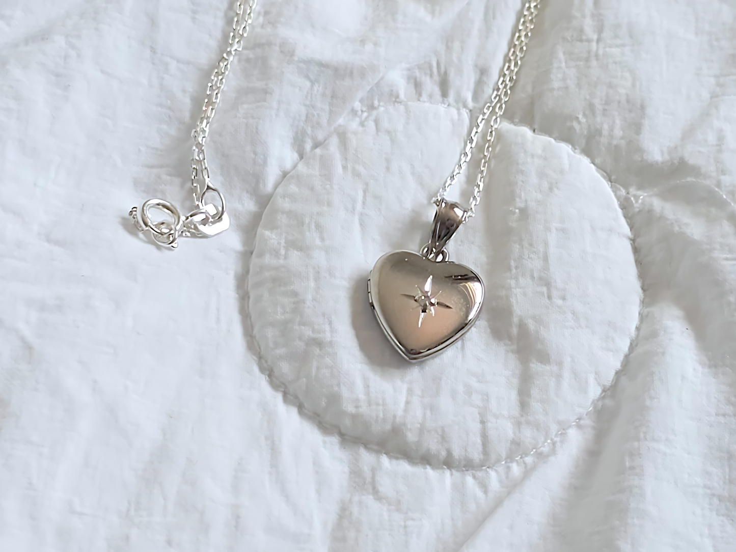 925 Sterling Silver Tiny Dainty 1/2 inch Diamond Heart Locket Pendant Necklace