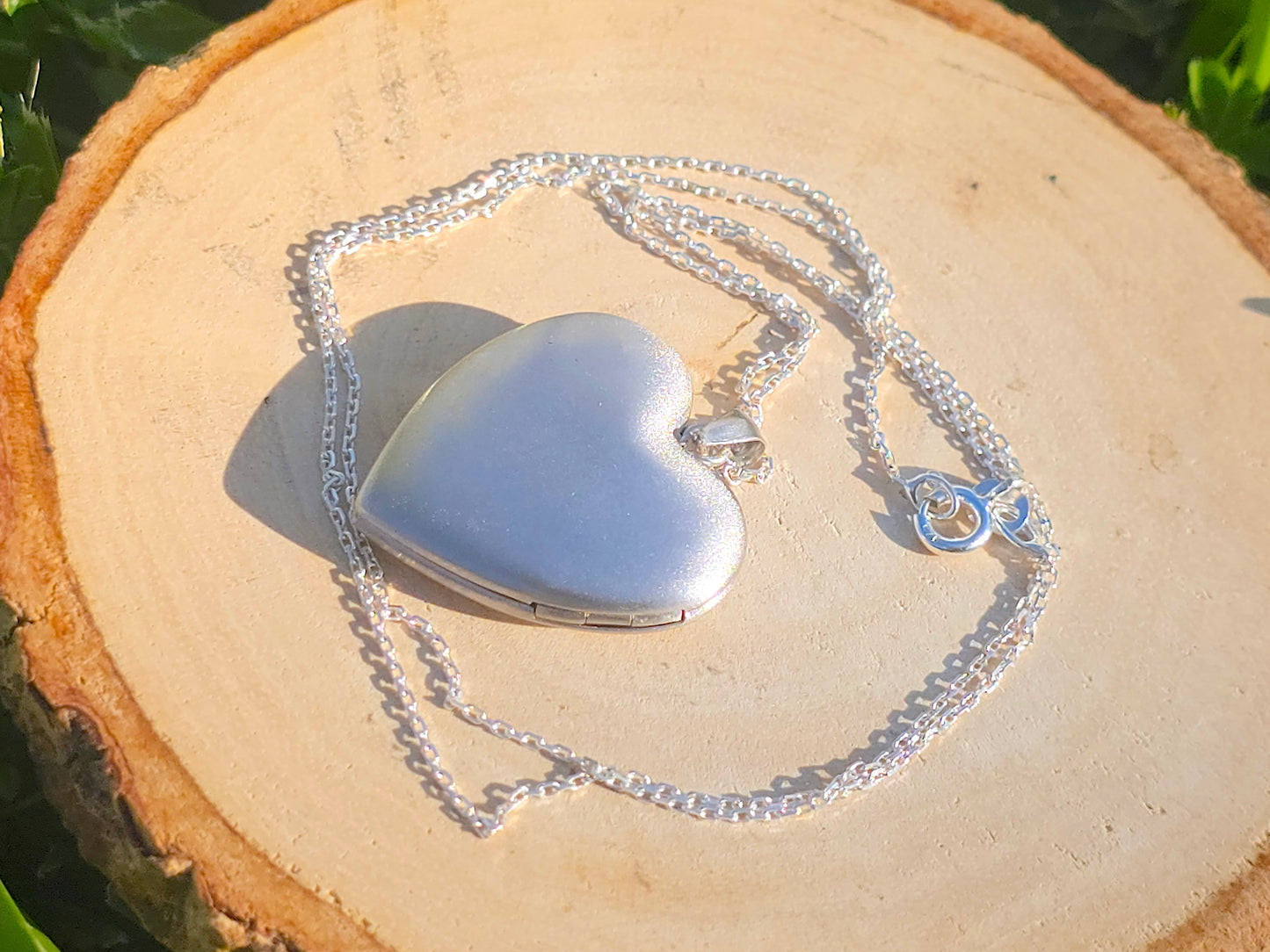 925 Sterling Silver Heart Locket with Scroll Etching Heart Center Pendant Necklace