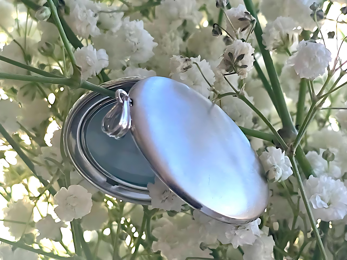 925 Sterling Silver Oval Locket with Paw Prints and Urn Case Pendant Necklace