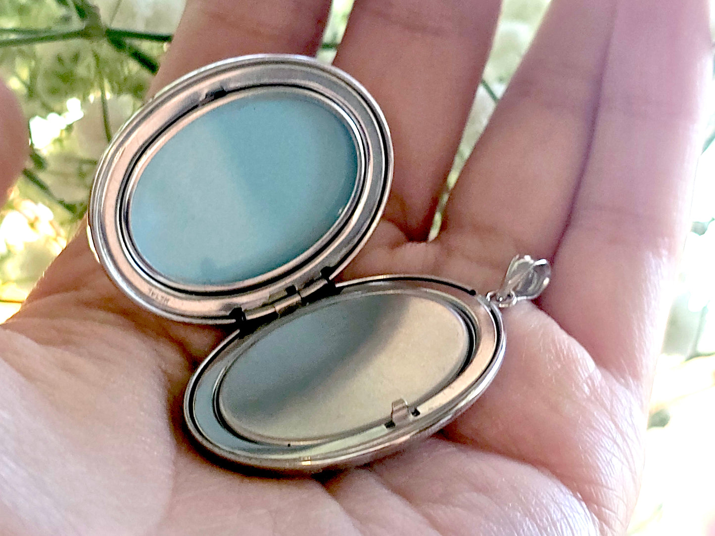 925 Sterling Silver Oval Locket with Paw Prints and Urn Case Pendant Necklace