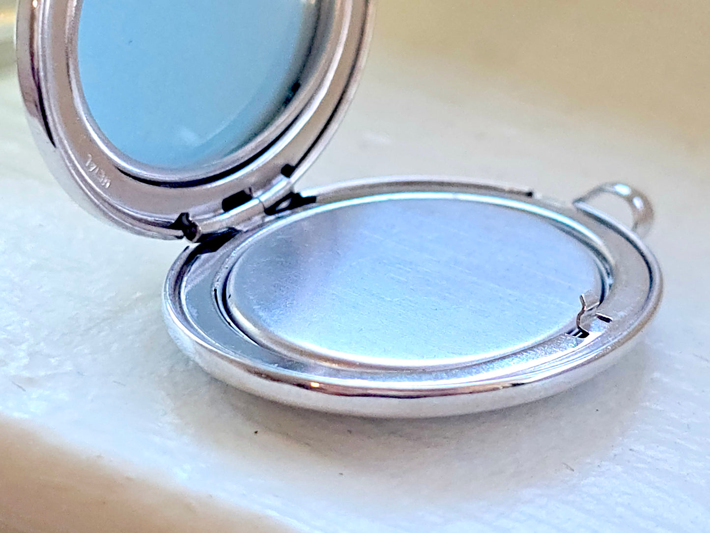 925 Sterling Silver Oval Locket with Paw Prints and Urn Case Pendant Necklace