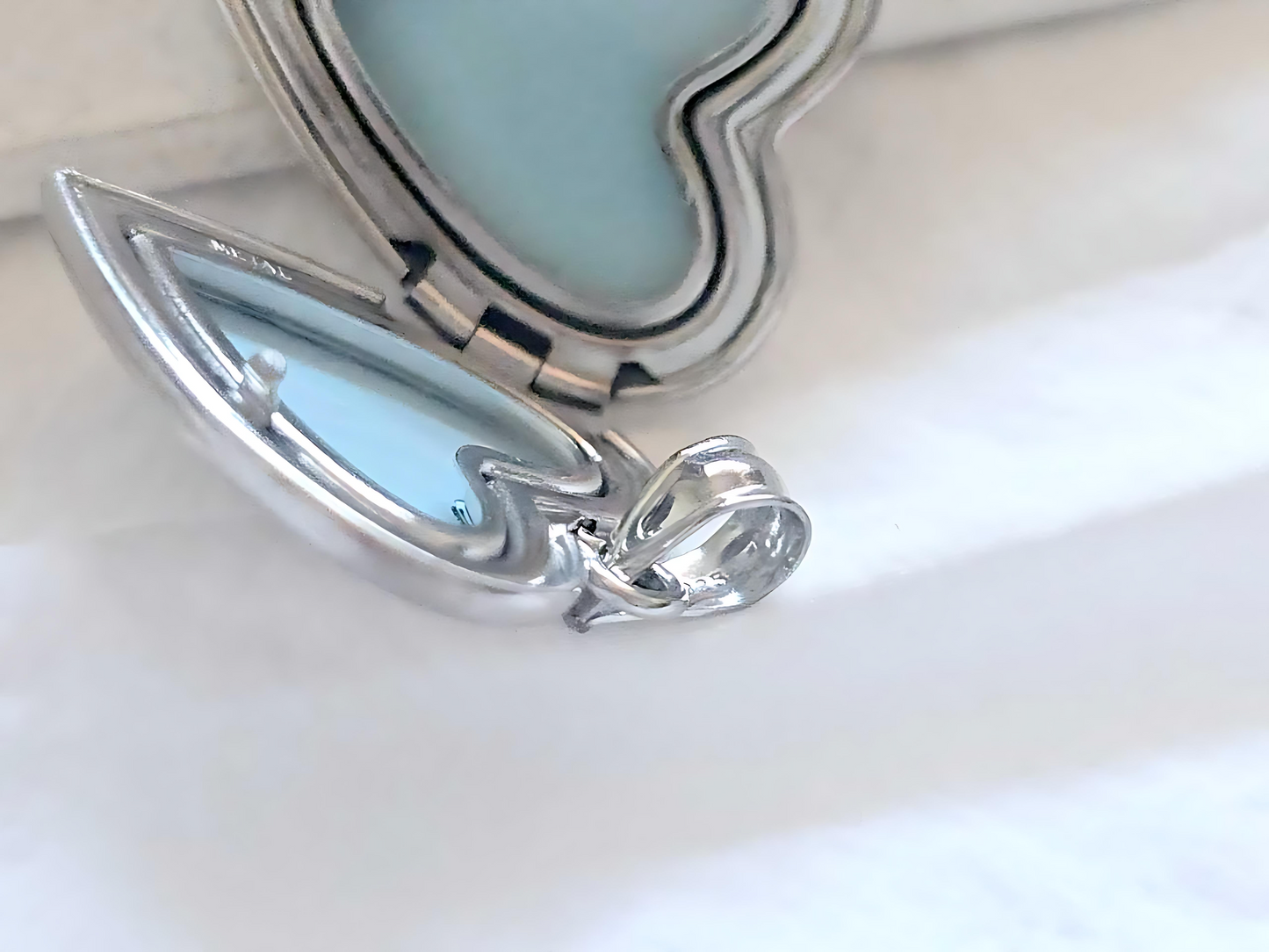 925 Sterling Silver 3/4 inch Diamond Heart Locket Pendant Necklace