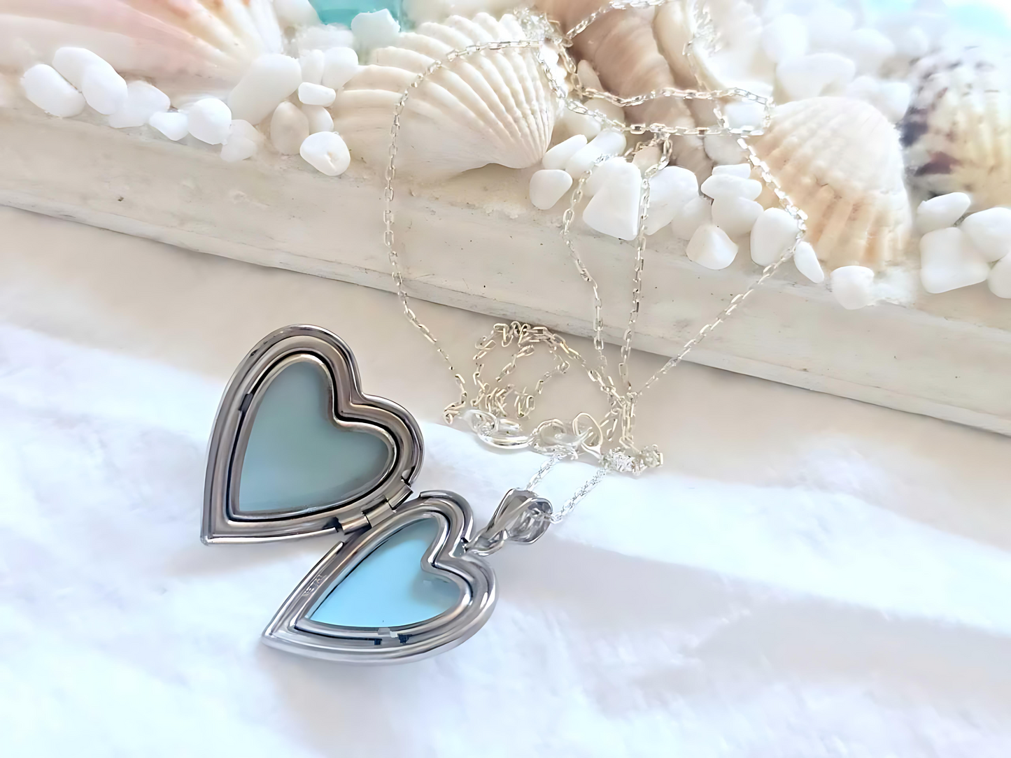 925 Sterling Silver 3/4 inch Diamond Heart Locket Pendant Necklace