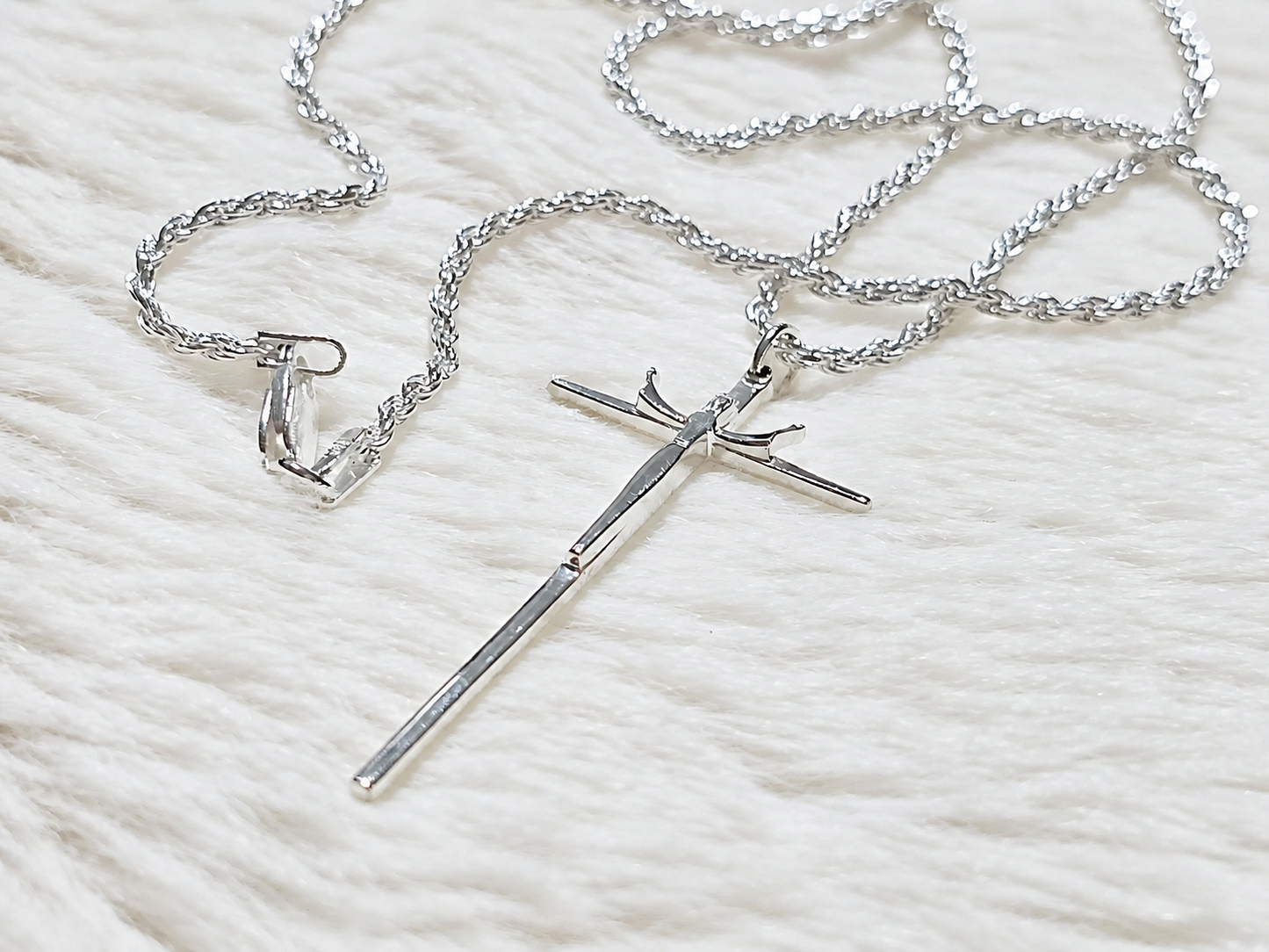 925 Sterling Silver Very Thin Crucifix Pendant Necklace with Rope Chain