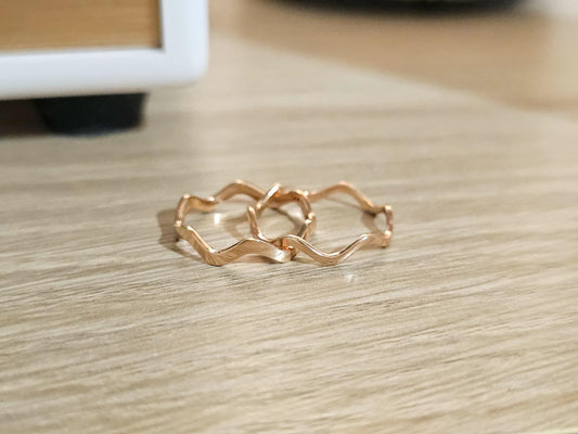 14K Solid Gold Handmade Wavy Curves Ring Band