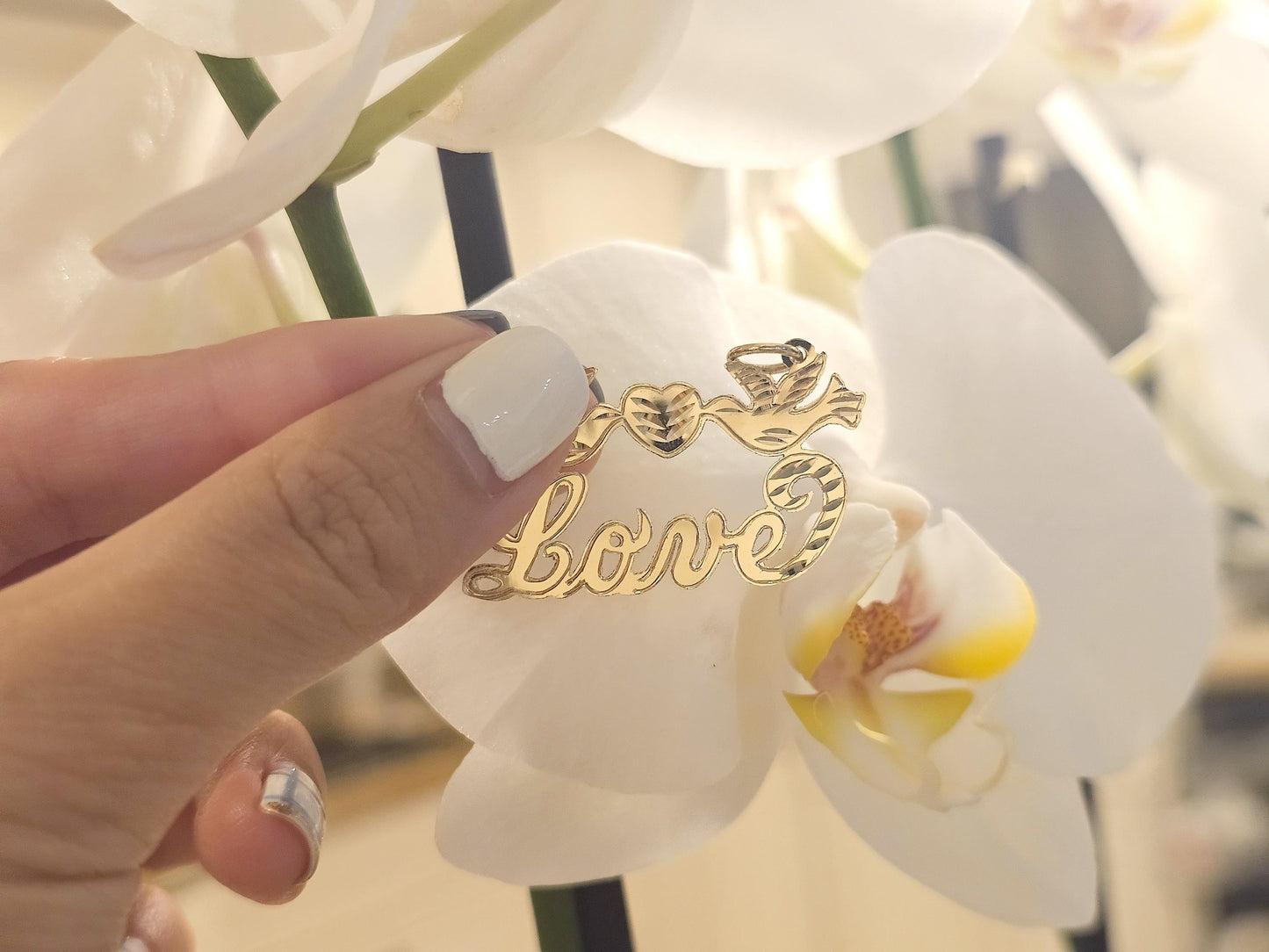 14K Solid Yellow Gold Name Pendant Necklace with Beautiful Doves and Heart