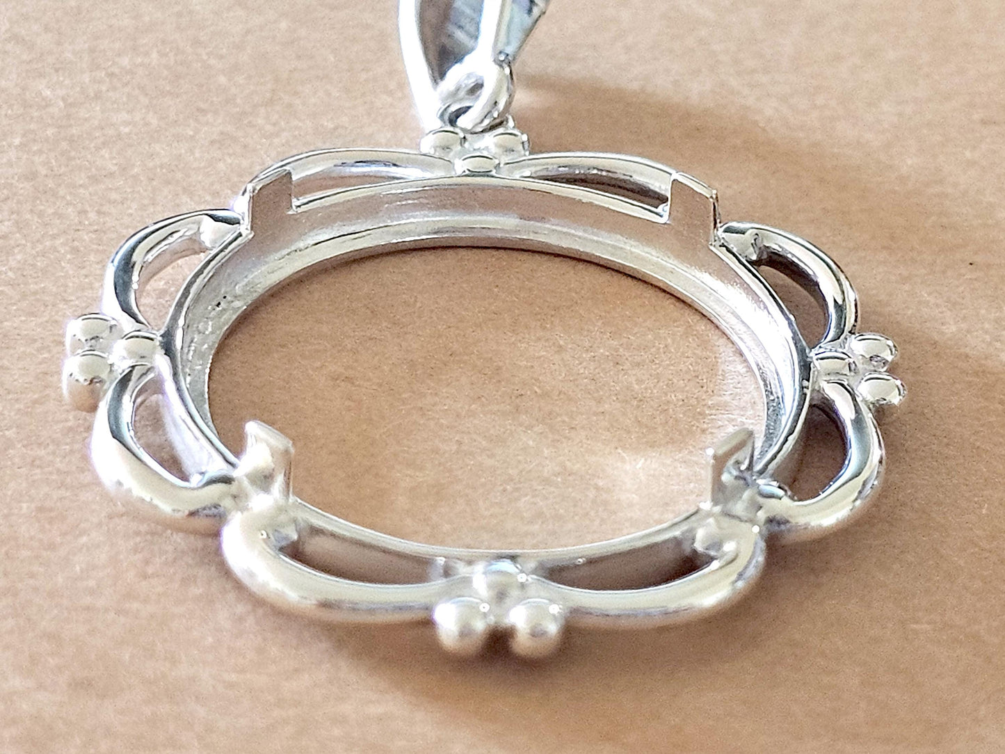925 Sterling Silver Scalloped Bezel for 24mm Quarters 25 Cents Coins