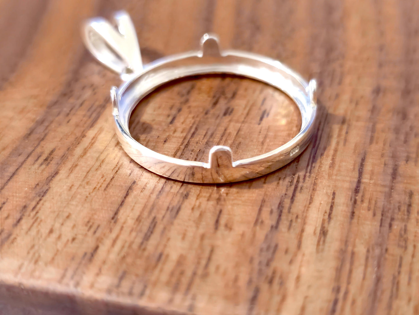 925 Sterling Silver Prong Back Simple Bezel for 22mm Nickel 5 Cent Coins