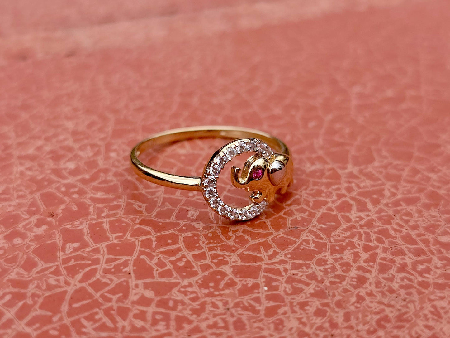 14K Solid Yellow Gold Elephant in a Circle Ring Band with CZ Stone