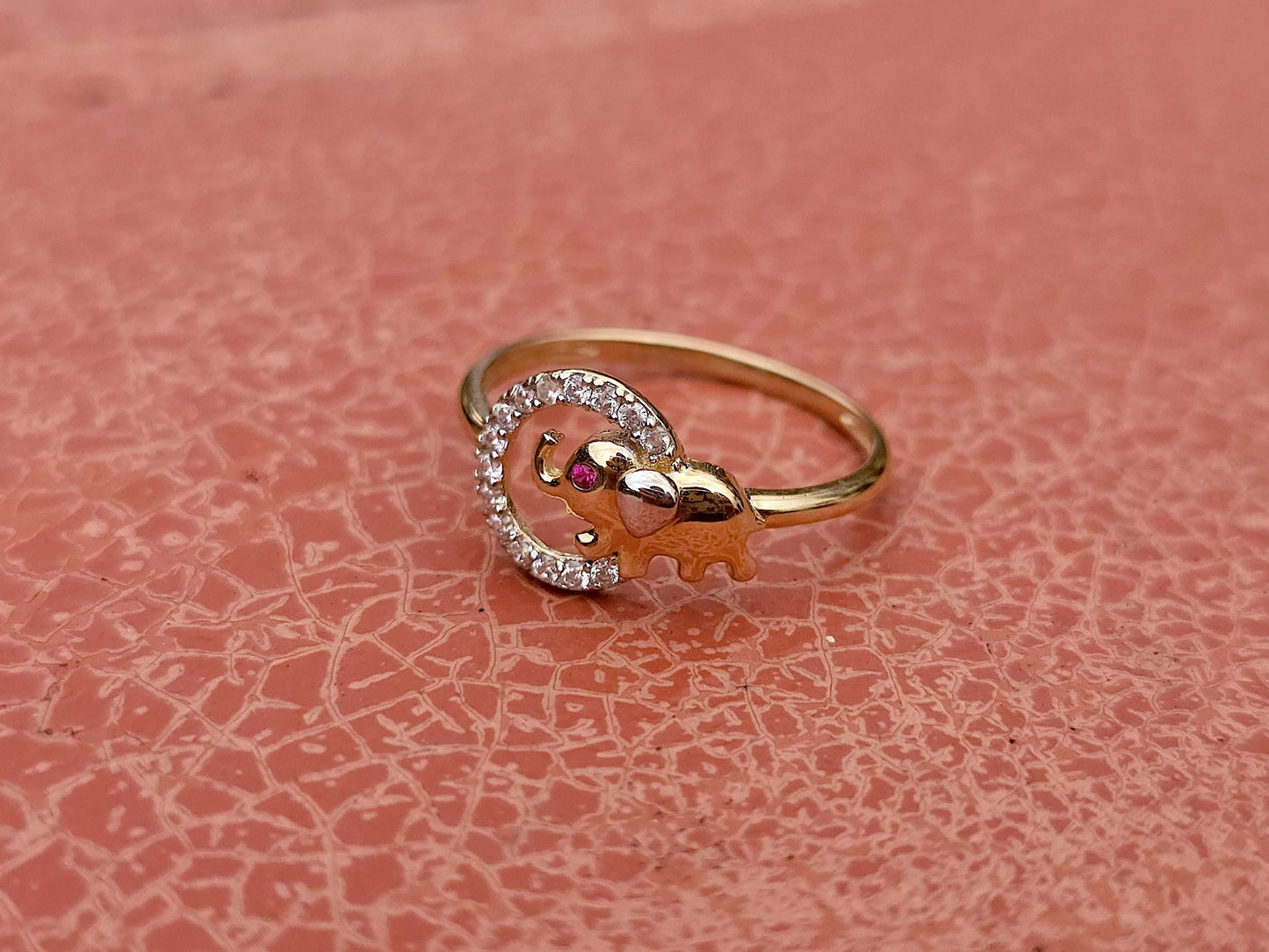 14K Solid Yellow Gold Elephant in a Circle Ring Band with CZ Stone