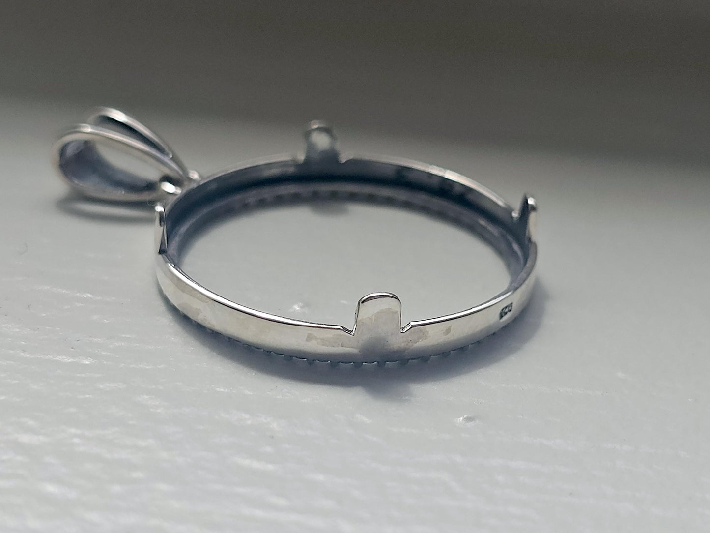 925 Sterling Silver Prong Back Illusion Edge Bezel for 24mm Quarters 25 Cents Coins