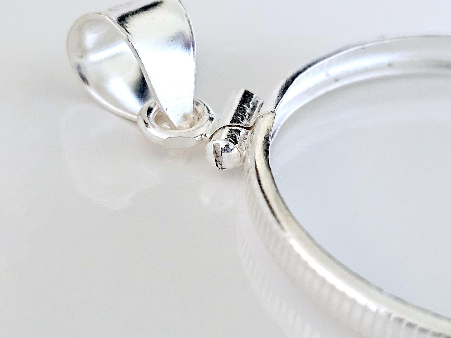 925 Sterling Silver Screw Top Simple Bezel for 26mm Susan B Anthony Sacagawea Dollar Coins